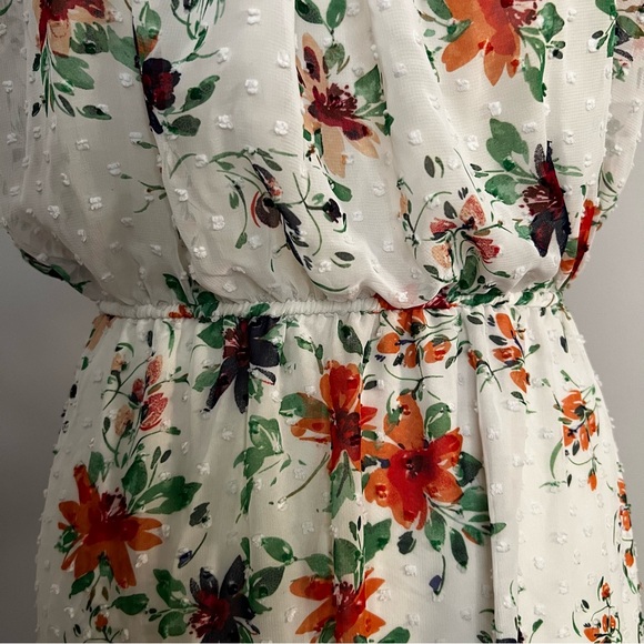 Robbie Bee Women Size 10P Chiffon Maxi Dress White Floral Lined Round Neckline - Picture 7 of 10